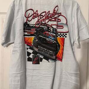 Vintage Dale Earnhardt Shirt Men Medium White Nascar Tee 90s Y2K Fan Club Adult